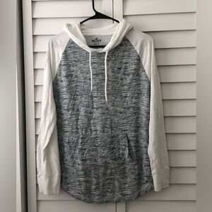 Hollister hooded tee